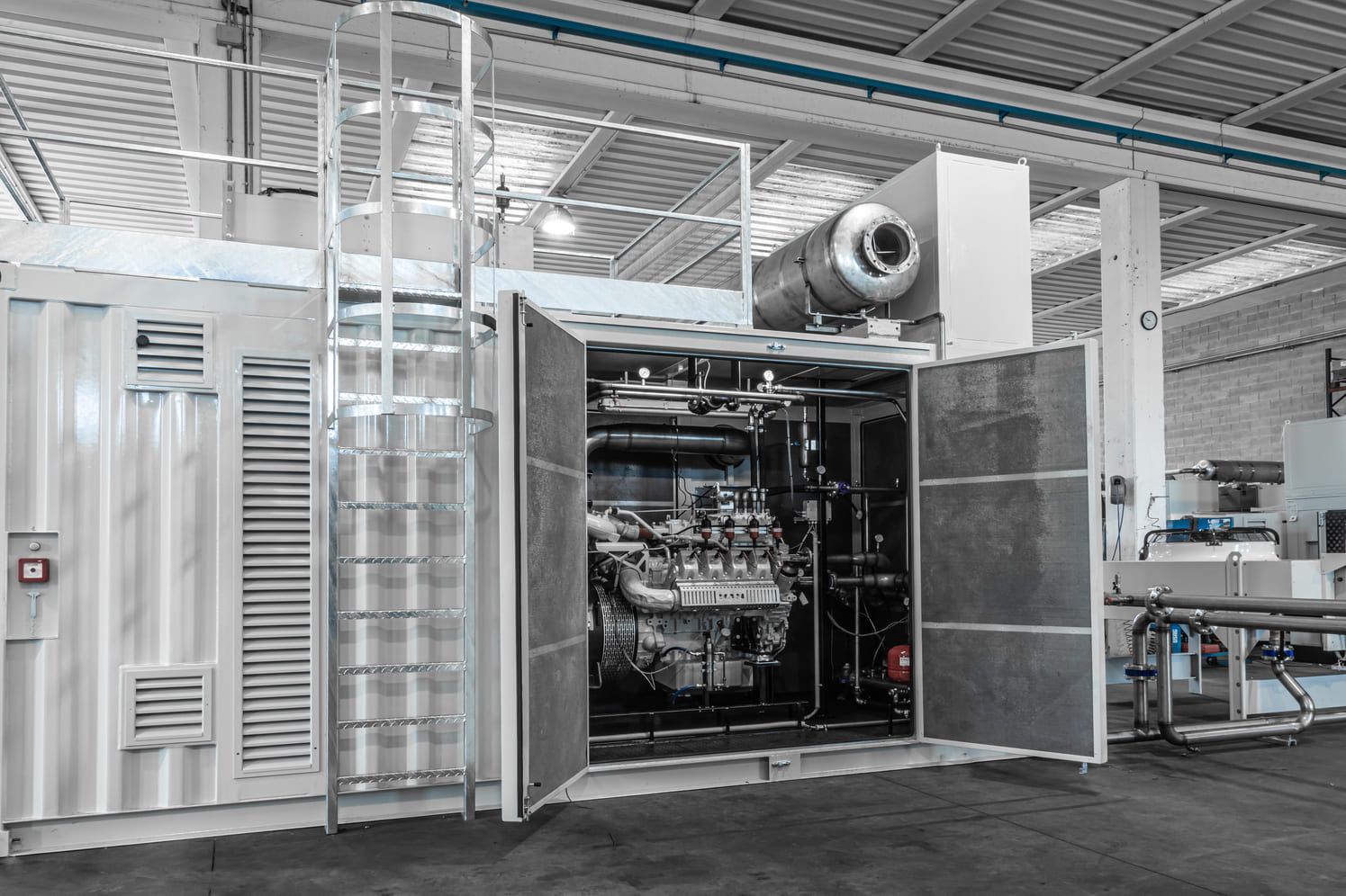 Planta de cogeneración Enerblu en una nave industrial